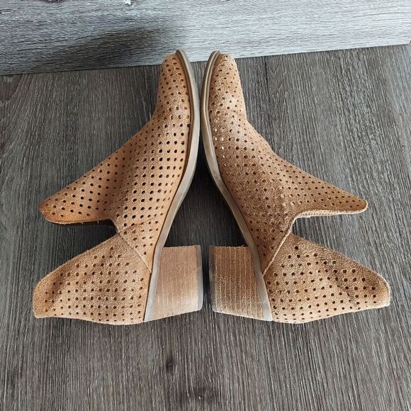 Steven by Steve Madden Danese Suede Leather Perforated Ankle Bootie 8.5 - Picture 5 of 8